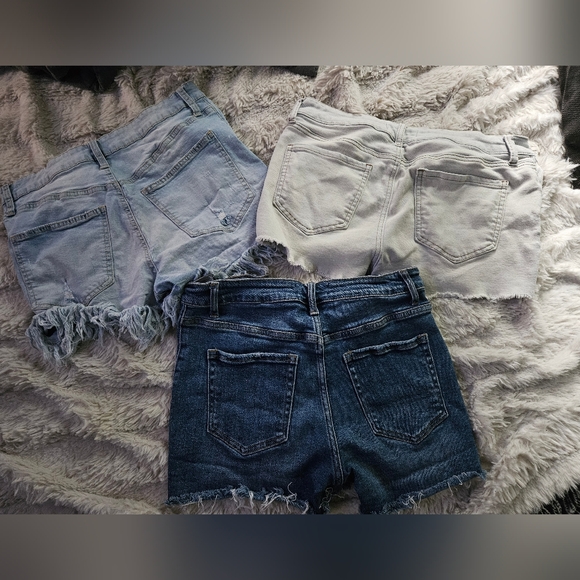 Denim Shorts Bundle of 3 - Vervet, No Boundaries, SO - Sizes L / 11 / 13 - Picture 2 of 9